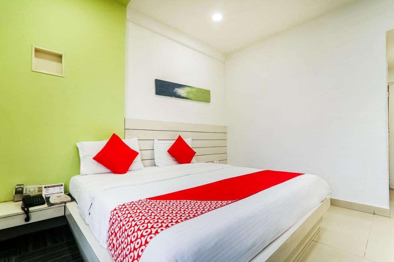 Hotel Sita Kiran Bareli Kültér fotó