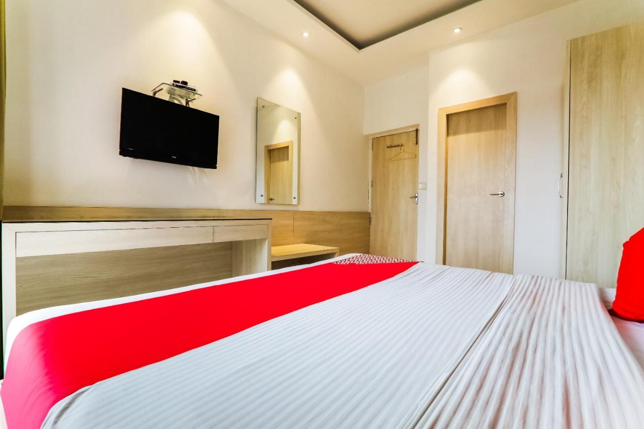 Hotel Sita Kiran Bareli Kültér fotó