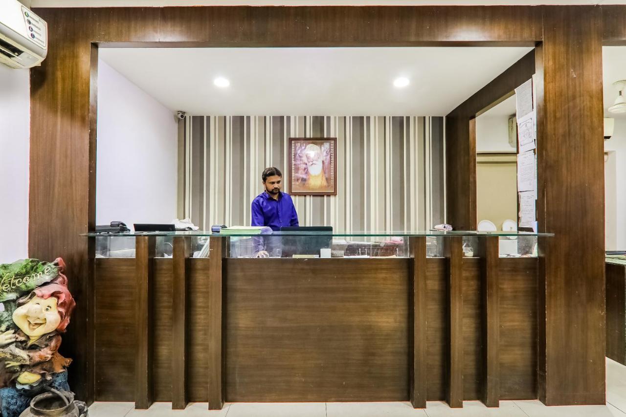 Hotel Sita Kiran Bareli Kültér fotó