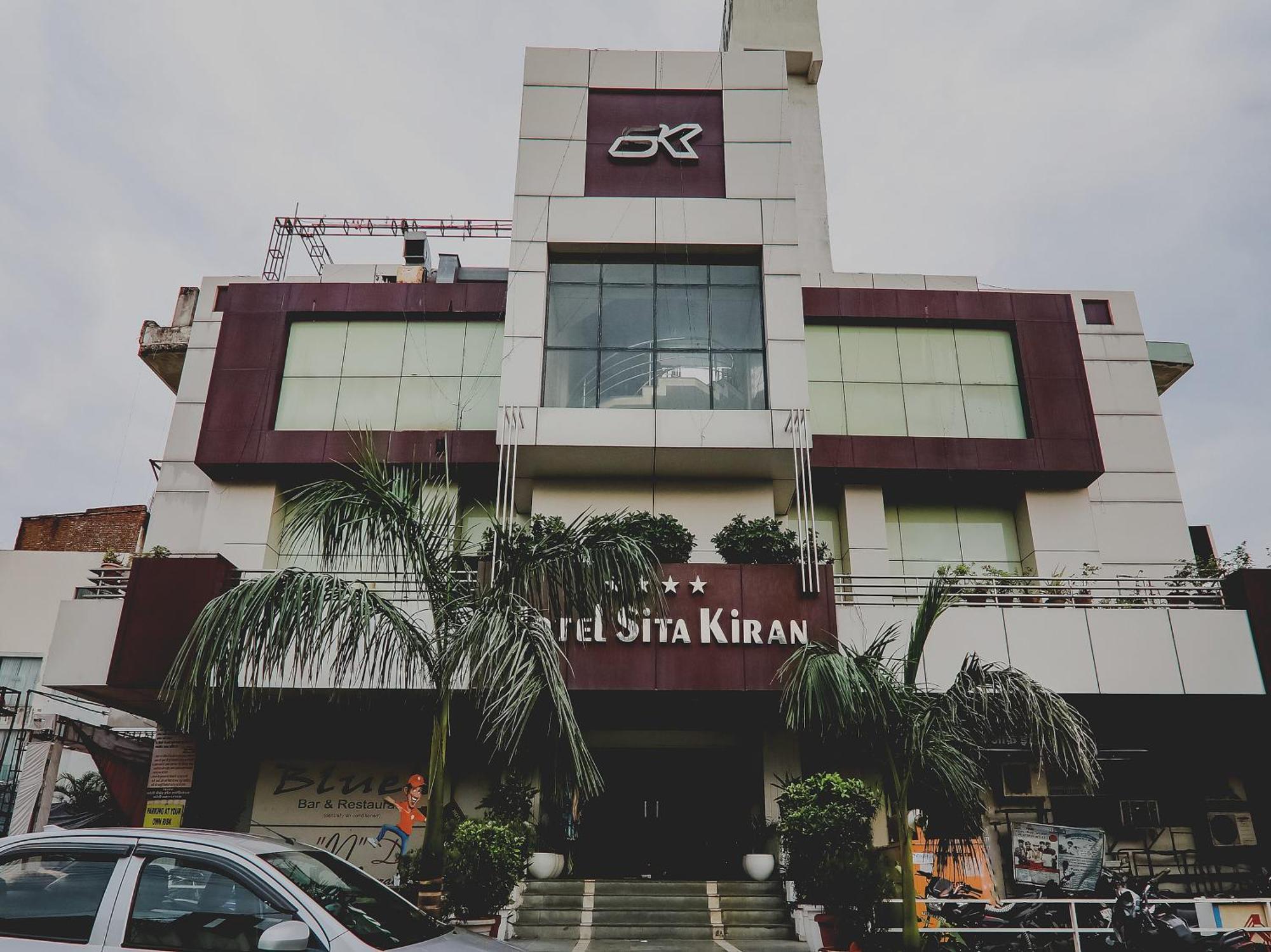 Hotel Sita Kiran Bareli Kültér fotó