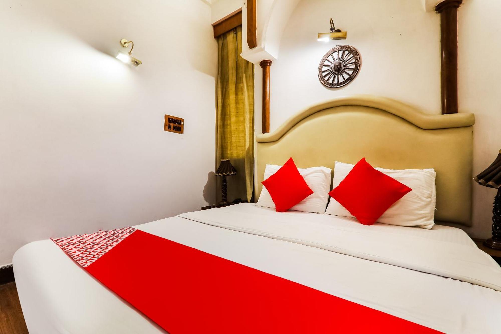 Hotel Sita Kiran Bareli Kültér fotó