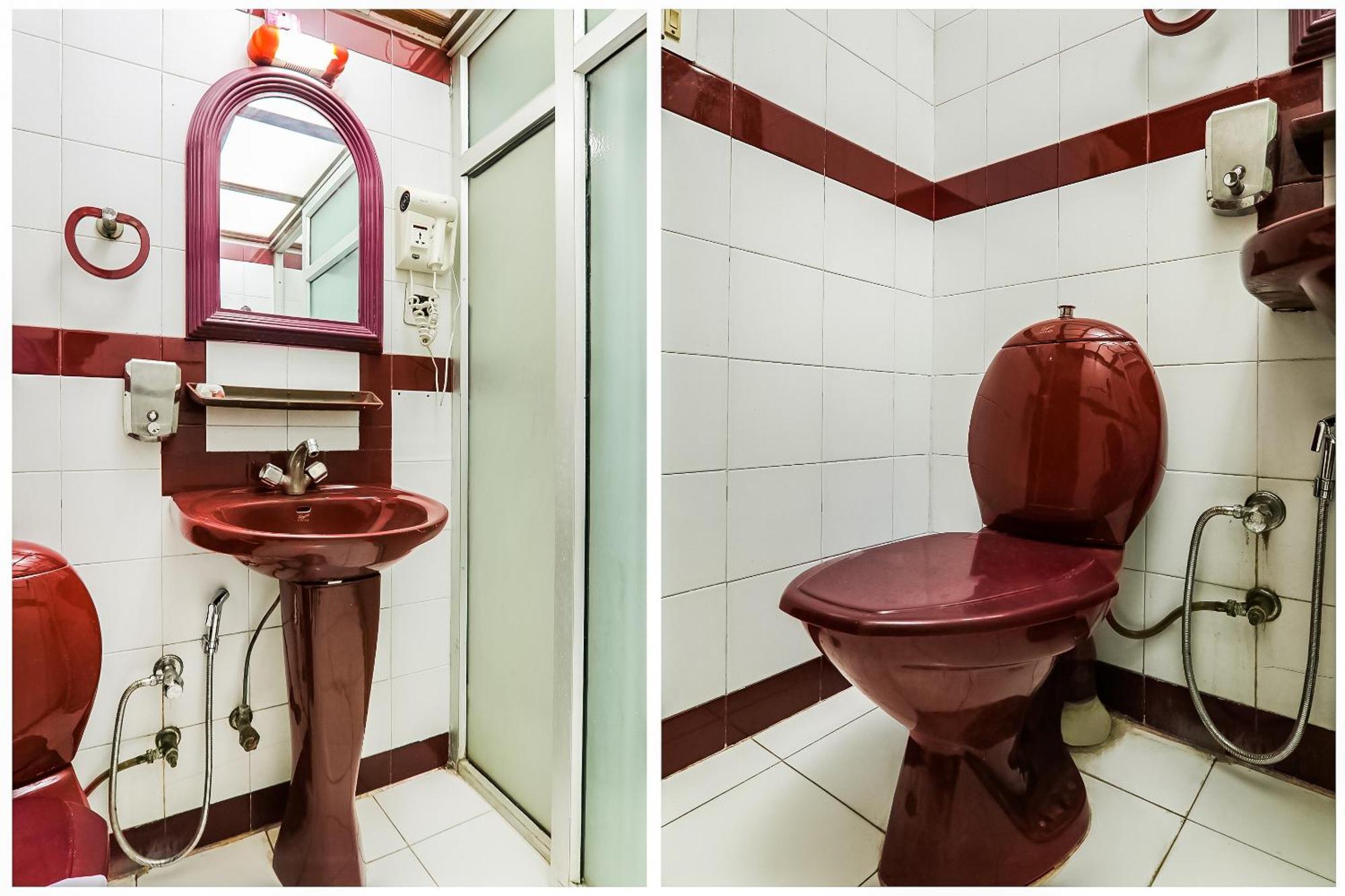 Hotel Sita Kiran Bareli Kültér fotó